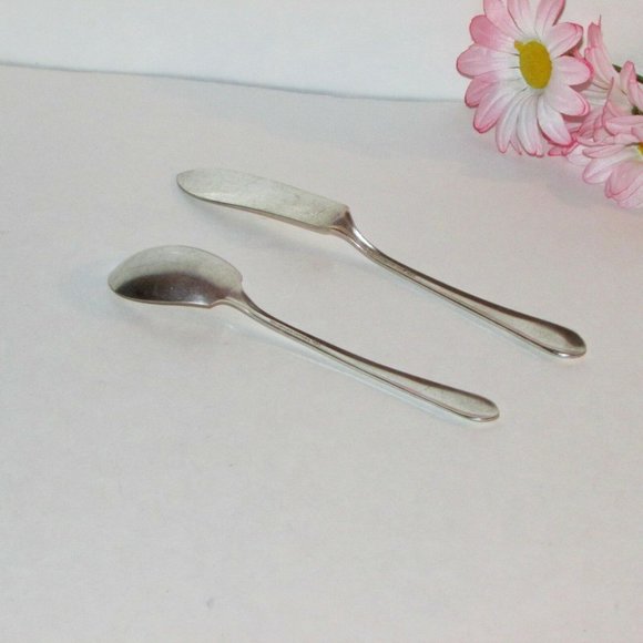 1940's Silverplate Butter Knife & Sugar Spoon WM ROGERS Meadow Flower - Picture 3 of 7